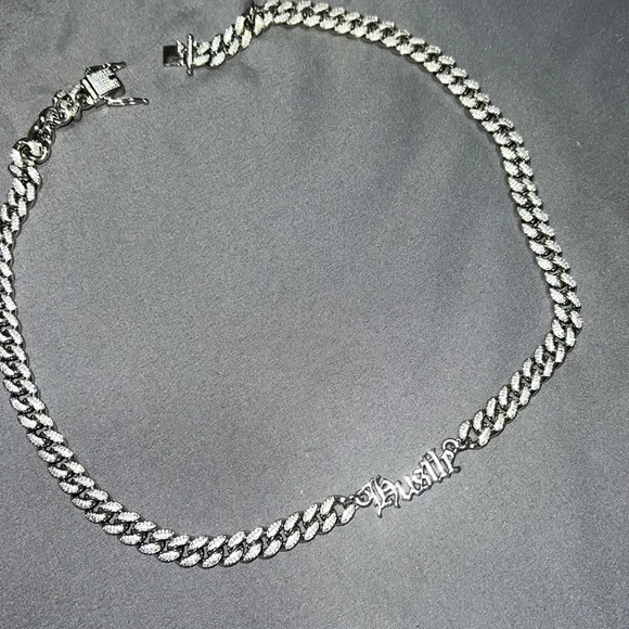 Old English “Hustle” white gold plated silver chain